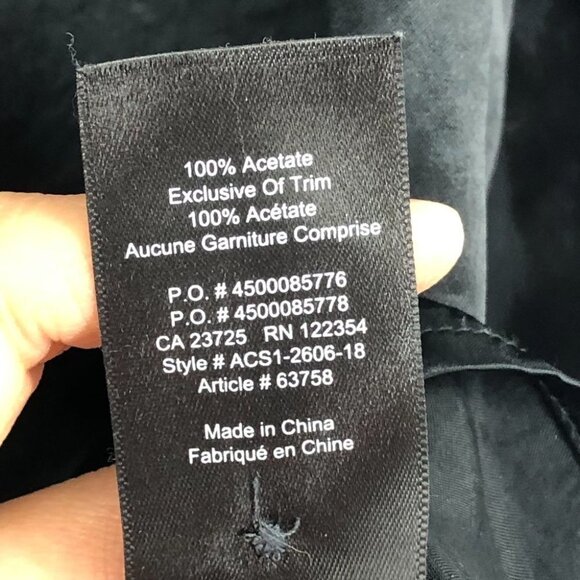 Aritzia Babaton Black Satin Venturi Button up Long Sleeve Blouse M - Picture 9 of 16